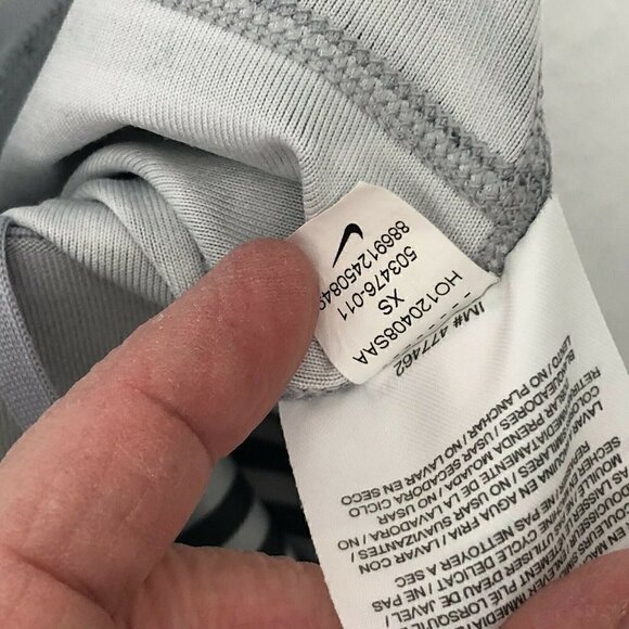 NIKE Dri Fit Athletic Leggings - Picture 9 of 11